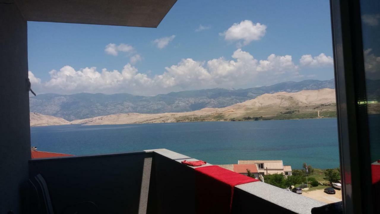 Apartment Mare - Pag Pag Town Exterior photo
