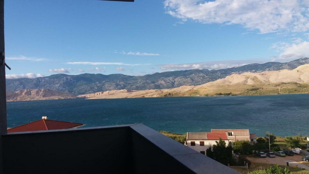 Apartment Mare - Pag Pag Town Exterior photo